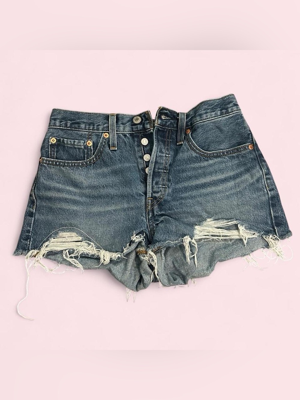 💙Levi’s 501 Shorts Size 26💙